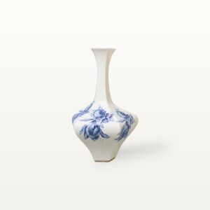 handgearbeitete Porzellan Vase mit blauen Blumen