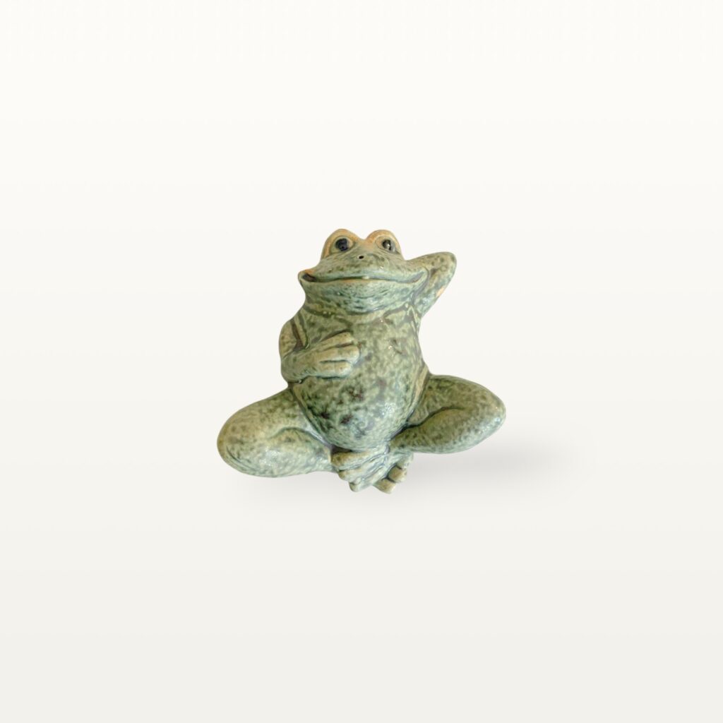 Ruerlity Schwimmender Frosch Auf Blatt – Gartenteich-Deko Aus Harz | 22,9 X 14 X 8,1 Cm
