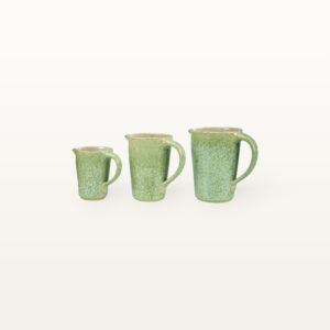 Karaffe aus Keramik in grün und verschiedenen Größen