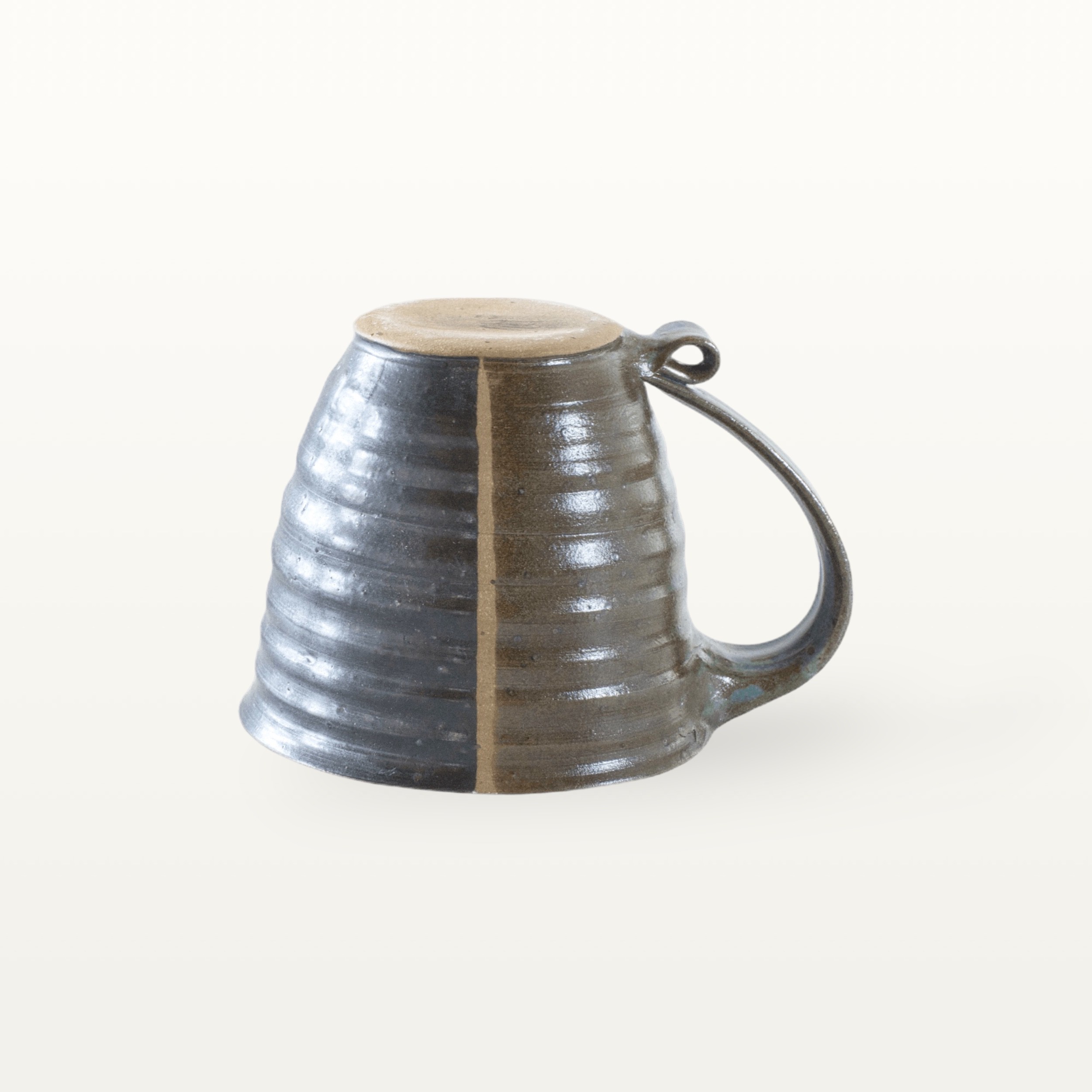 Große bauchige Tasse mit schmalem Fuß - blau und schwarz 3 Große bauchige Tasse mit schmalem Fuß - blau und schwarz – Bild 3