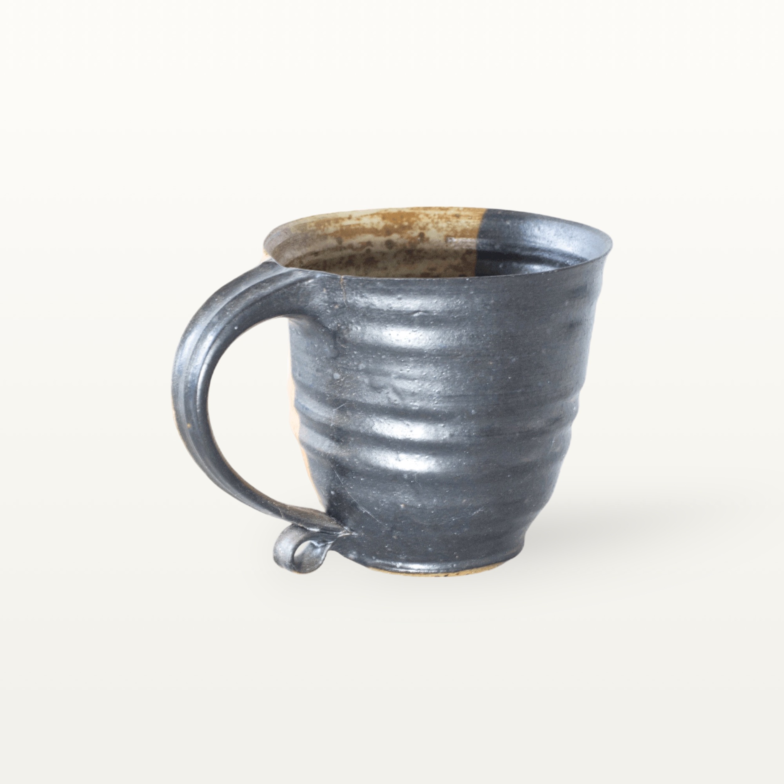 Alternative view of Große bauchige Tasse mit schmalem Fuß - braun und schwarz