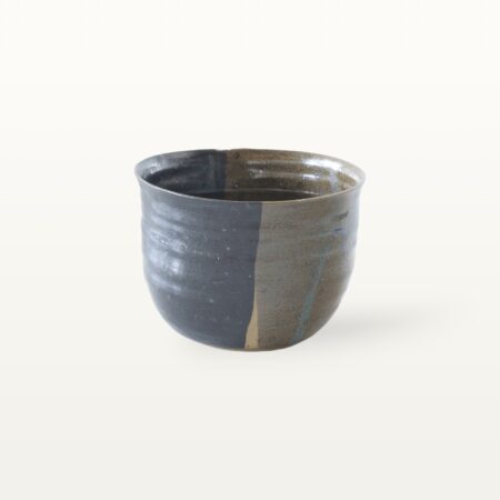 Alternative view of Flache, bauchige Tasse in rustikaler Optik - blau und schwarz