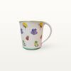 Mittelgroße Tasse mit Blumen und Insekten bemalt 9