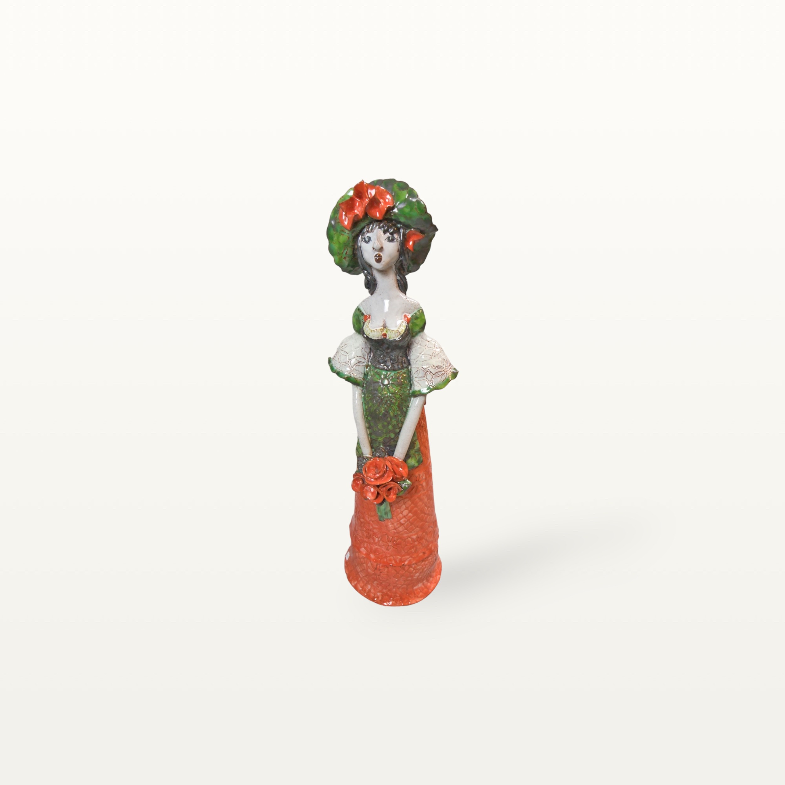 Blumenhafte Keramik Figur als Gärtnerin